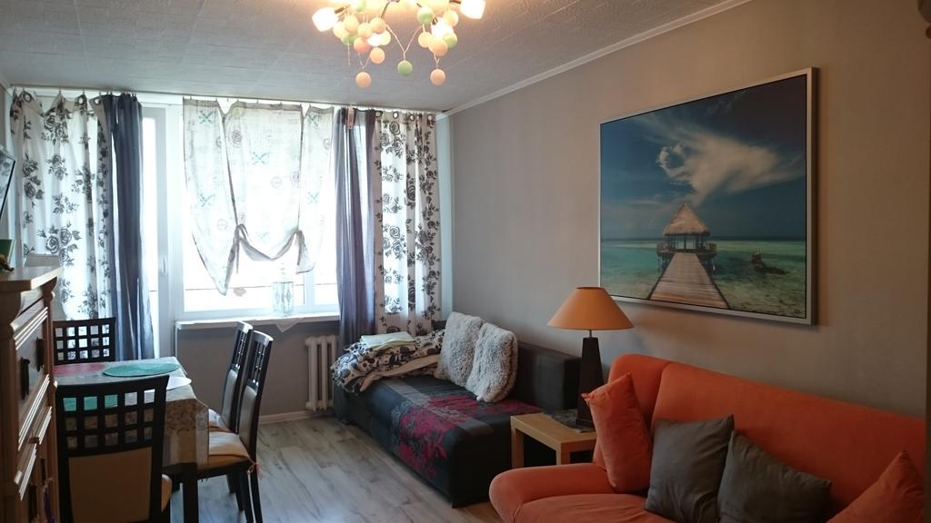 Obroncow Wybrzeza Apartment